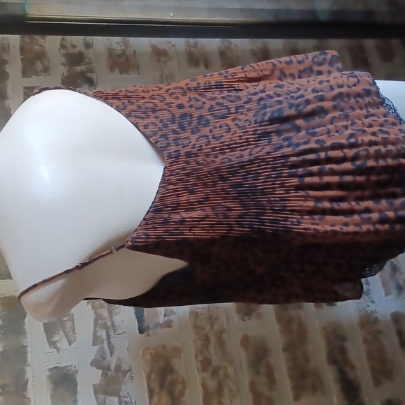 Zara pleaded spaghetti strap top - Picture 9 of 16